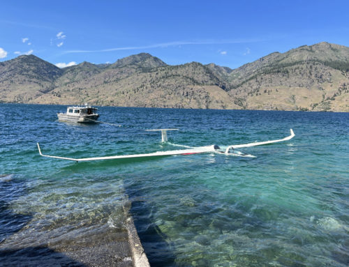 Glider Plane Crashes into Lake Chelan