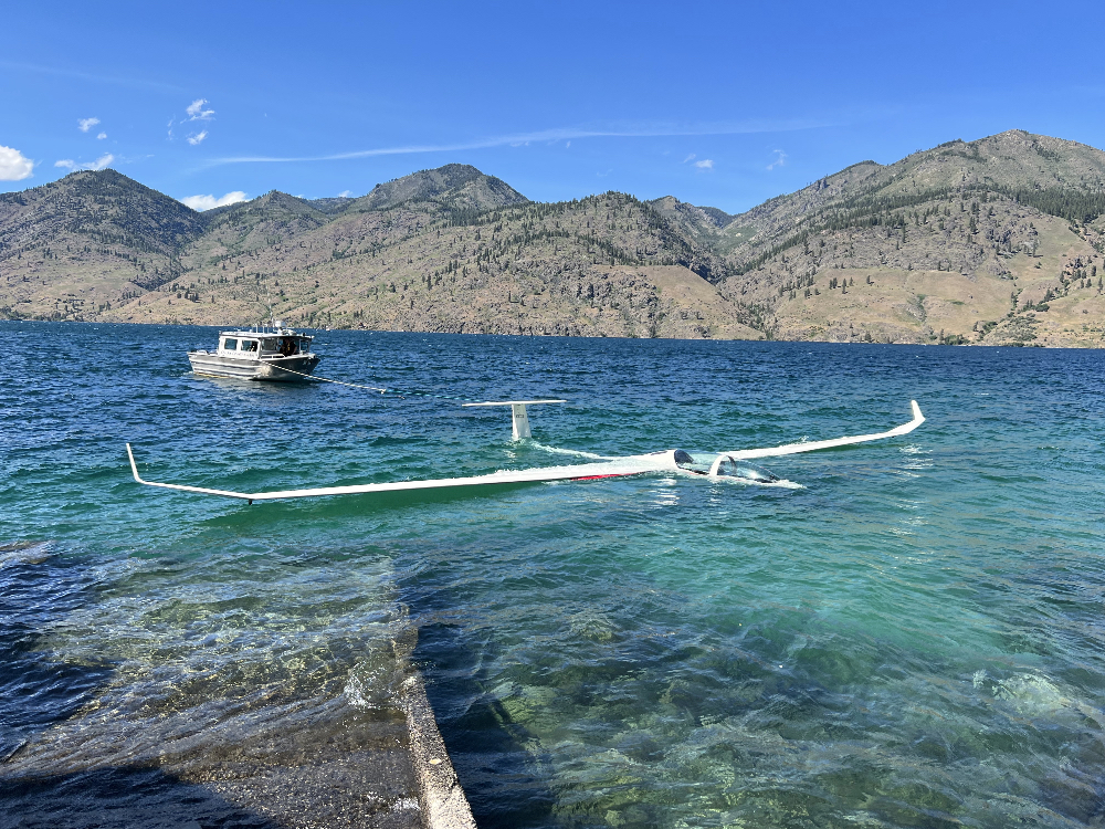 Glider Plane Crashes into Lake Chelan - Lake Chelan News and