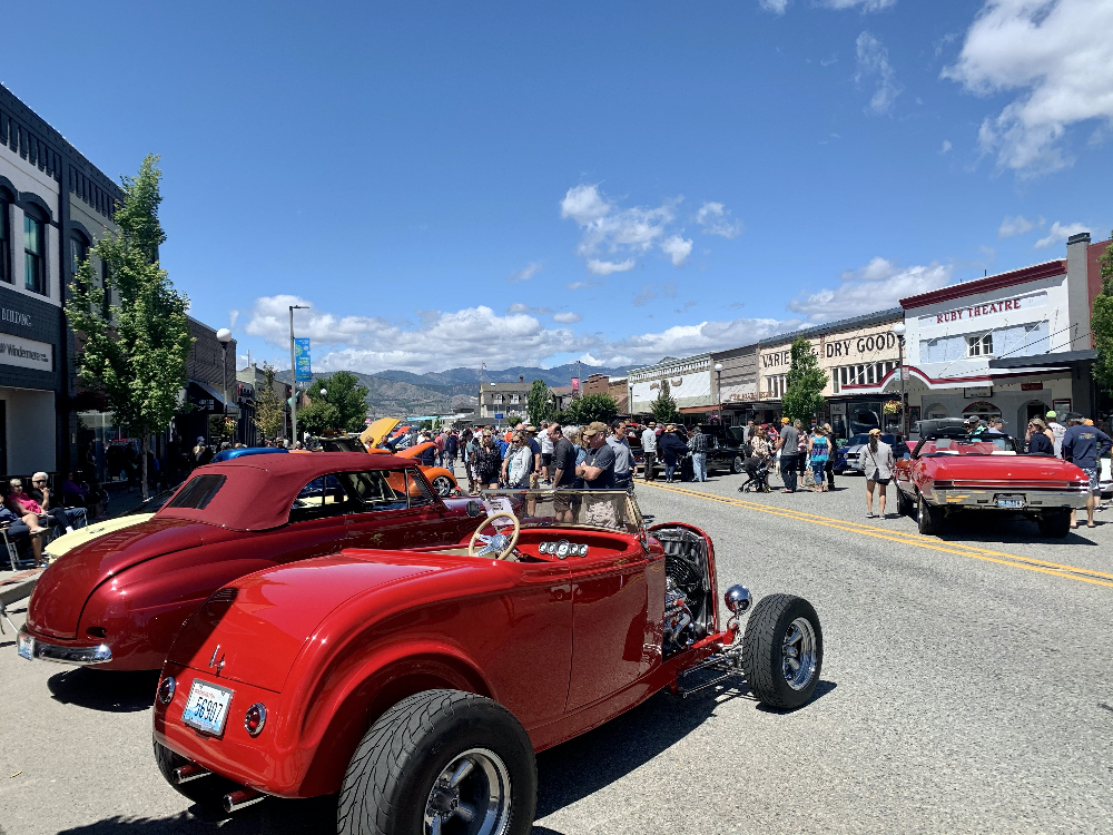 Cruizin Chelan Car Show This Weekend Lake Chelan News and Information